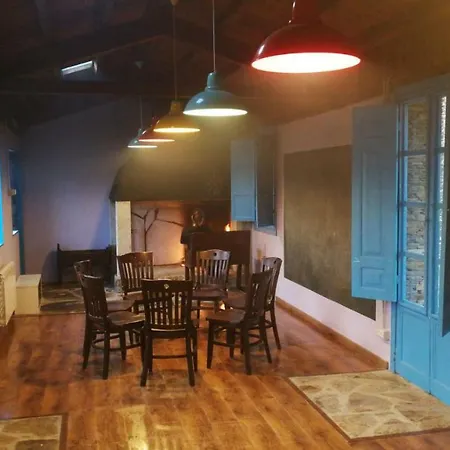 O Hostel